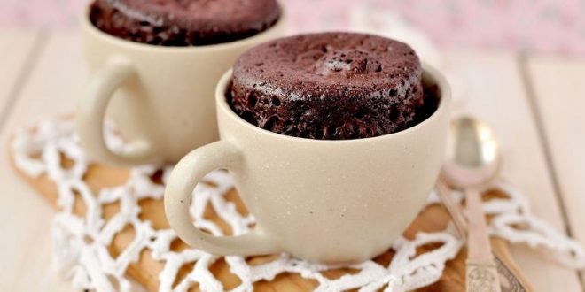 Delicious cupcake in 5 minutes in a mug